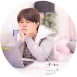 困った顔の画像